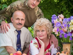 Владислав з батьками Наталею та Олександром